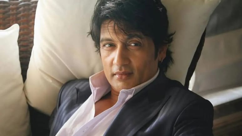 'जिस इंडस्ट्री ने पहचान दी, वही अब कपड़े उतरवाने में लगी है'- शेखर सुमन