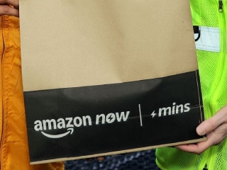 Amazon का बड़ा ऐलान! 300 शहरों में मिलेगी फास्ट डिलीवरी, पार्टनर्स के बच्चों को स्कॉलरशिप