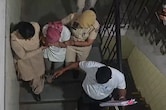 2 बार NEET में फेल हुई तो नकल के लिए एग्जाम में ले गई मोबाइल, पर लड़की की प्लानिंग पर फिरा पानी