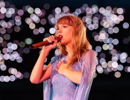 Taylor Swift Says She&rsquo;s &ldquo;Never Not Inspired&rdquo; By Paul McCartney After Release of The Boys of Dungeon Lane