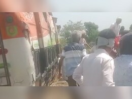 अचानक बस पलटने से एक दर्जन लोग बुरी तरह घायल, खिड़कियां तोड़कर यात्रियों ने बचाई जान