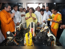 BJP Marks PM Modi's Record 12-Year Tenure With Pujas, Aartis Across Delhi