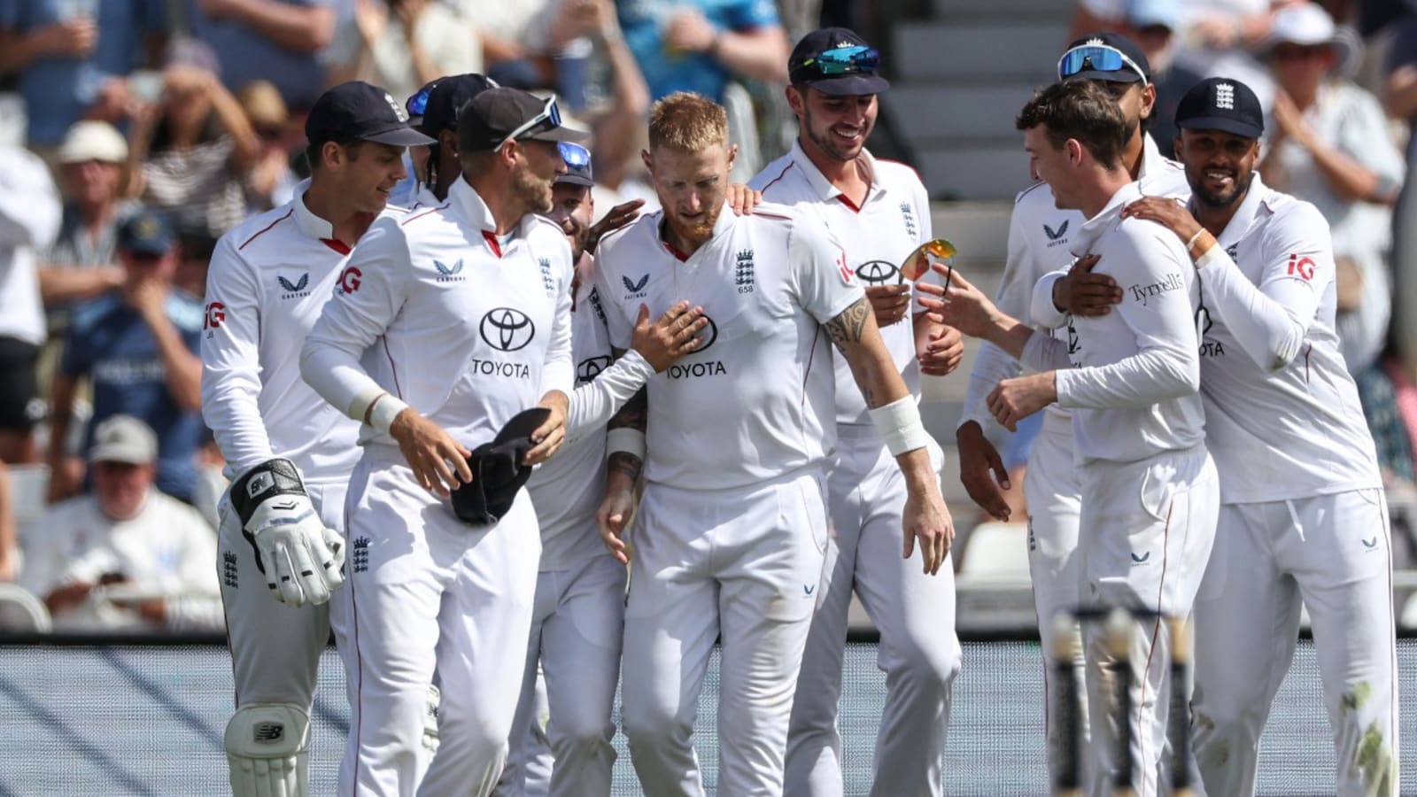 Ben Stokes Retirement Announcement Draws Applause From Crowd, Then Comes The Unthinkable