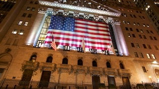 US Stock Market Today: Dow Gains 300 Points, S&P 500 And Nasdaq Rise As Oil, Treasury Yields Ease