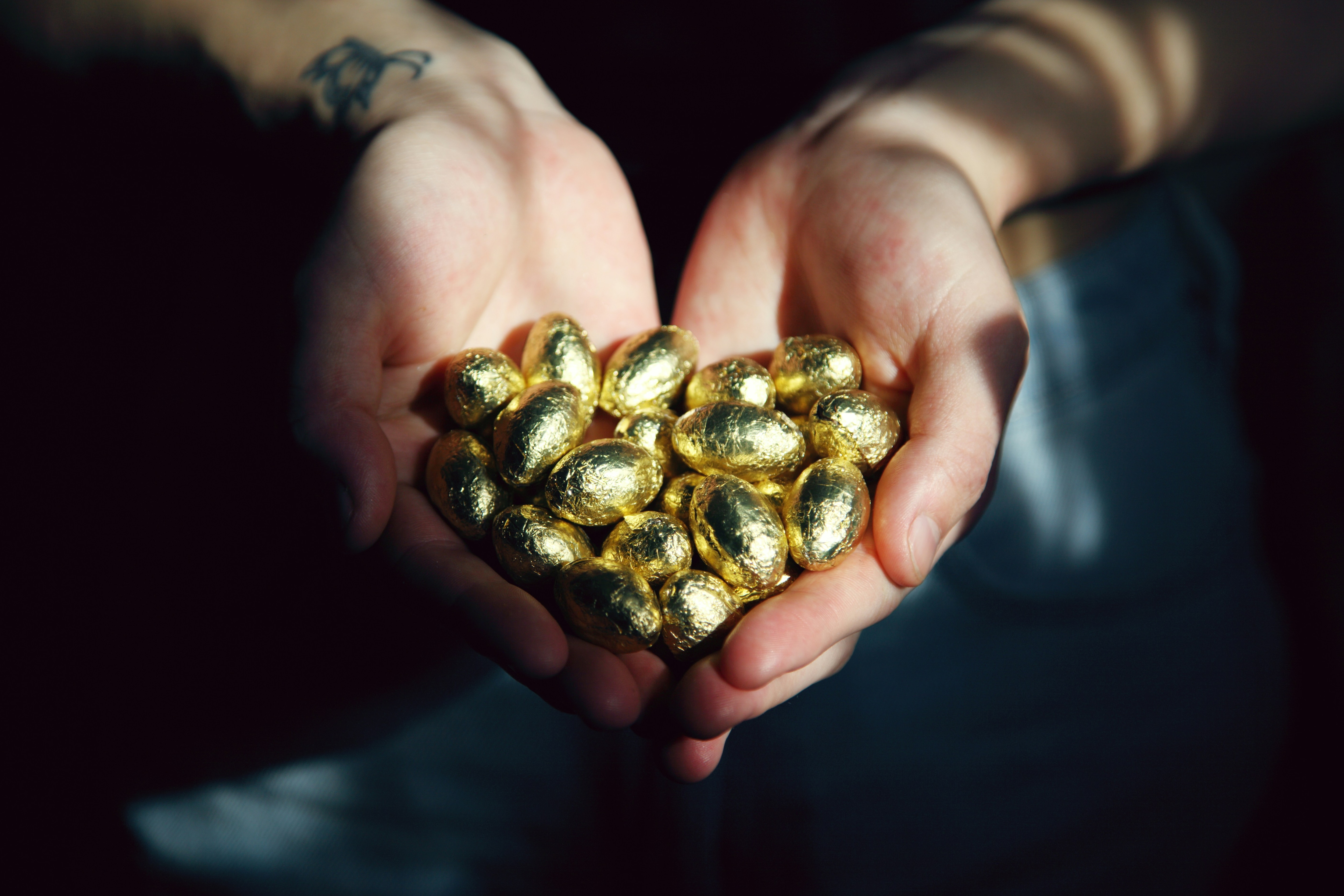 Gold Outlook: Middle East Tensions, Oil Rates, Inflation Data Key Drivers This Week