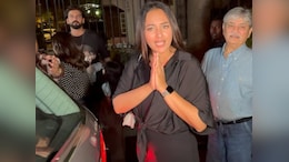 Video: Sonakshi Sinha Loses Cool With Paps Outside Mumbai Restaurant, '<i>Bas, Ho Gaya</i>'