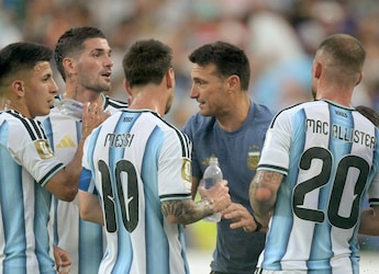 FIFA World Cup 2026 Has Mandatory Hydration Break: Athlete Hydration Do's And Don'ts