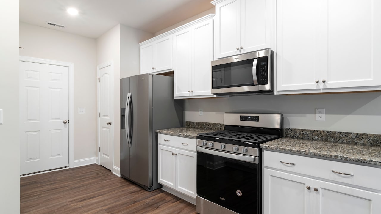 Why A Convection Microwave Struggles With Oven-Like Browning And What To Use It For Instead