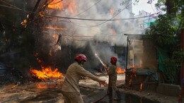 दिल्ली: लोधी कॉलोनी की बिल्डिंग में भयानक आग, मां और दो मासूम बेटियों की मौत