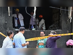 दिल्ली आग: बीमार पिता को देखने आए विवेक अग्रवाल के पूरे परिवार की मौत, नाश्ता करने आए थे होटल फ्लोरिश इन में