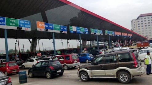 New Toll Rules: अब नए हाईवे पर 60 km से पहले नहीं होगा टोल, केंद्र ने जारी की SOP, जानिए क्या हैं नए नियम
