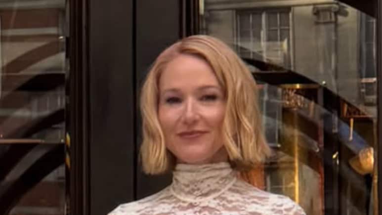 Jewel Says Shoplifting Addiction Took Hold While She Was Homeless And Struggling
