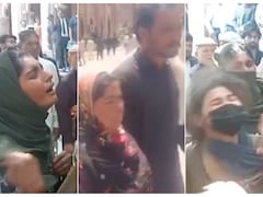 8 जवान बेटियों को छोड़ मां ने रचाई दूसरी शादी, कोर्ट के सामने चीखती बच्चियों को छोड़ हसबैंड संग निकल गईं