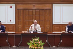 ग्लोबल संकट के बीच भारत की आर्थिक रफ्तार बढ़ाने की तैयारी, पीएम मोदी ने EAC-PM के साथ की बड़ी बैठक