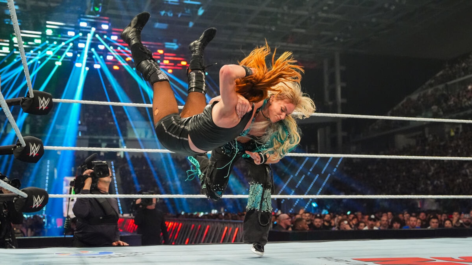 Former 7-Time World Champion Warns Of Legal Troubles After Controversial Title Loss At WWE Clash in Italy