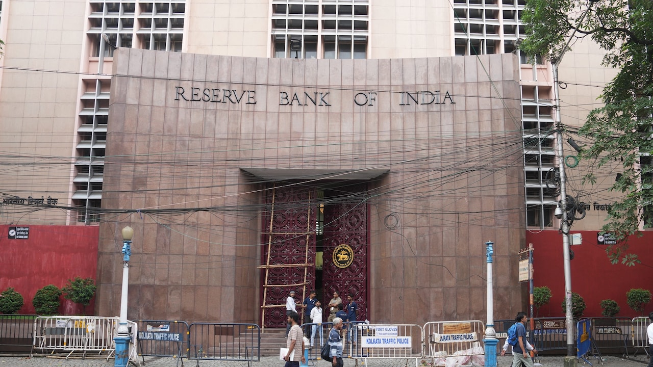 Banks NPA At Multi-Decadal Low Of 1.8%, Indian Financial System Remains Resilient: RBI Report