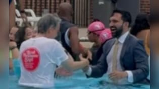 New York Mayor Zohran Mamdani Revives Mayoral Pool Jump Tradition | Watch