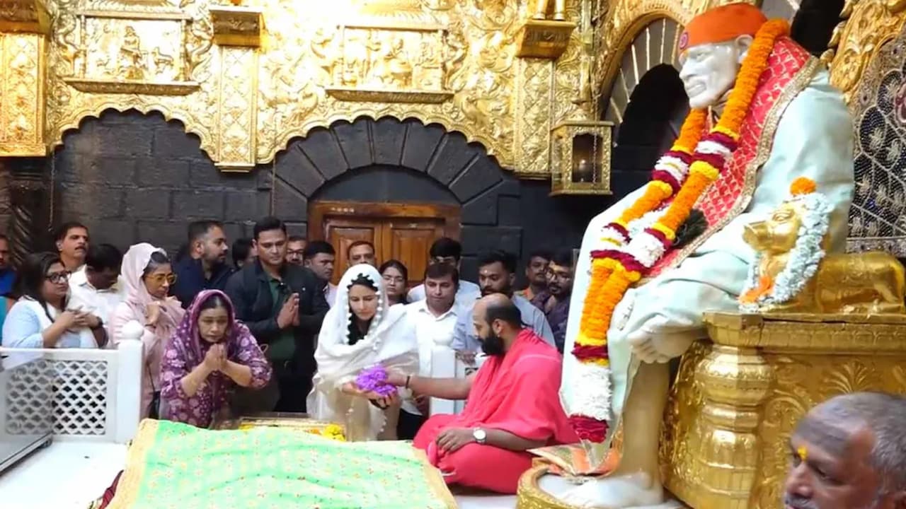 Shirdi ke Sai Baba Shirdi ke Sai Baba