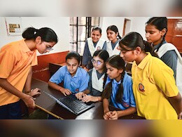 CBSE के छात्र री-चेकिंग से पहले जरूर कर लें ये काम, नहीं तो बढ़ने की बजाय कम हो सकते हैं नंबर