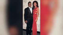 Celine Dion "Heartbroken" Over <i>Beauty And The Beast</i> Singer Peabo Bryson's Death
