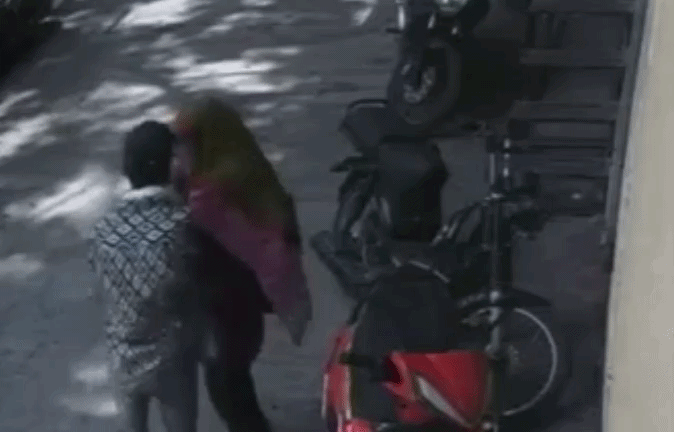 15 सेकेंड में 16 बार चाकू से गोदा... एकतरफा प्यार में हैवान बना युवक; उज्जैन से हैरान करने वाला मामला