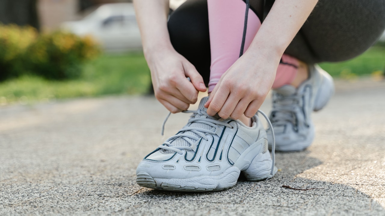 Everyday Foot Pain: Small Shoe Fit Mistakes You Should Stop Ignoring