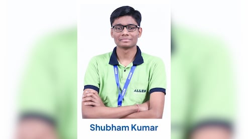 कोटा के छात्र शुभम ने JEE Advanced 2026 में हासिल की पहली रैंक, जानें उनकी स्ट्रेटेजी