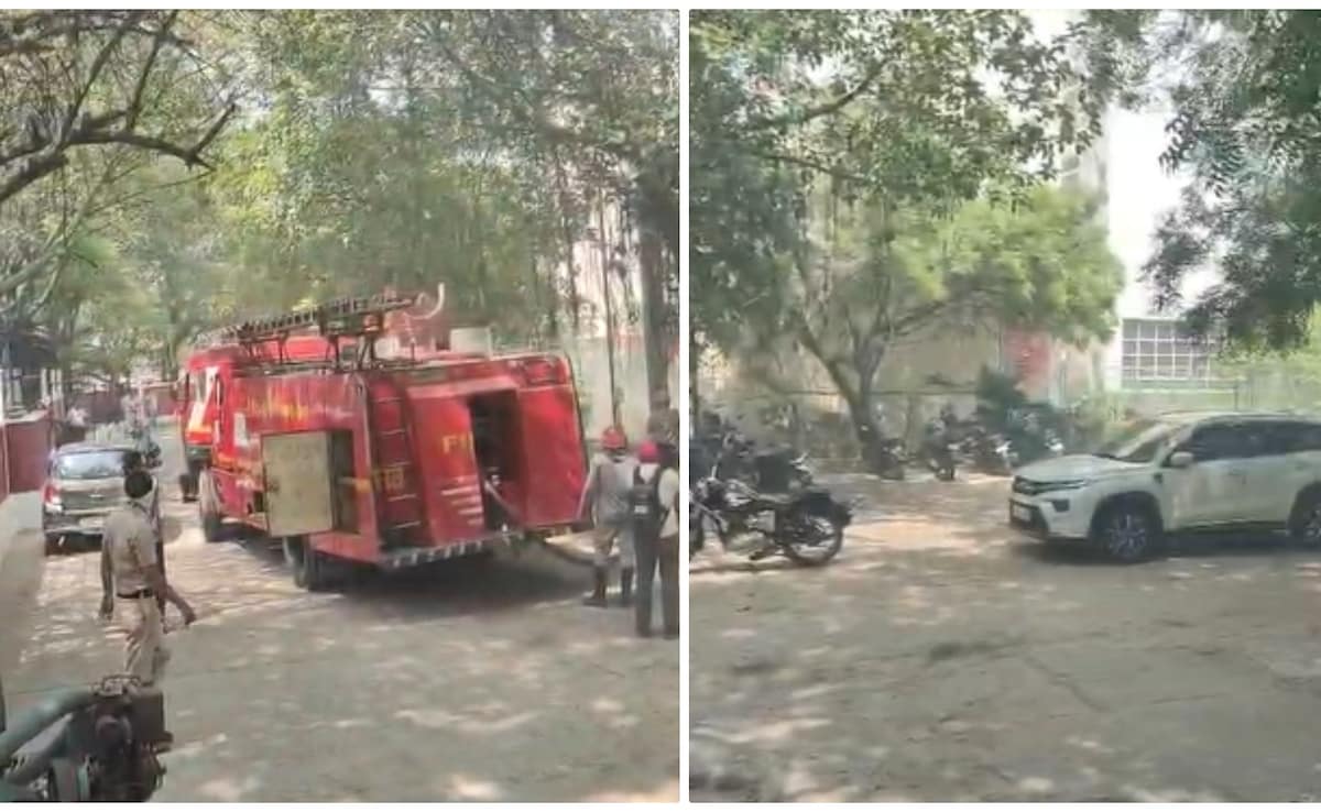 दिल्ली की मिनिस्ट्री ऑफ इंजीनियरिंग की बिल्डिंग में आग, दमकल की 8 गाड़ियां मौके पर