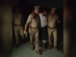 गाजीपुर: पुलिस मुठभेड़ में कुख्यात अपराधी मुख्तार ग&zwj;िरफ्तार, पैर में गोली लगने से हुआ घायल