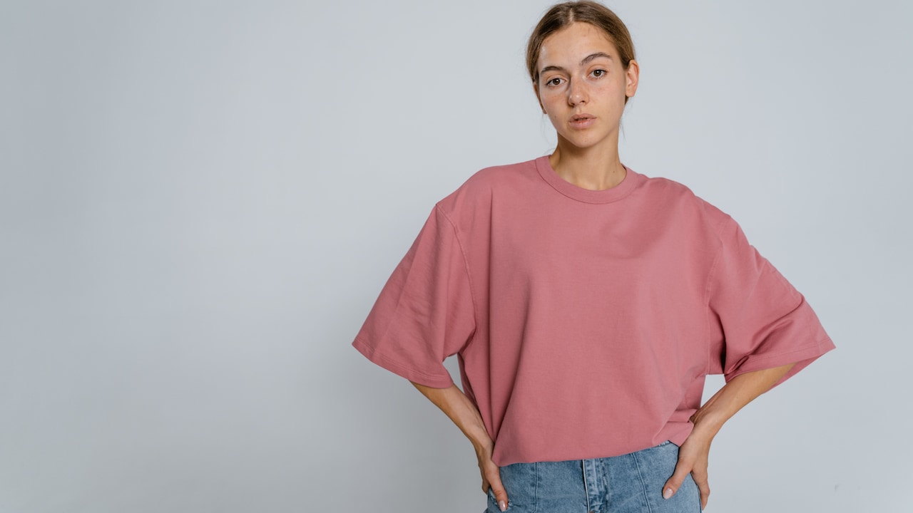 Why Online T-Shirts Feel Thin And How To Avoid Them Why Online T-Shirts Feel Thin And How To Avoid Them