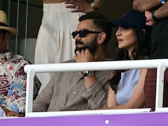 Kohli, Anushka Cheer For India During Womens T20 WC Clash vs Australia - Video