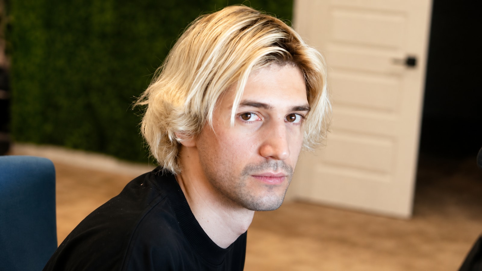 xQc Unbanned On Twitch After A DMCA Copyright Strike Was Issued Over a Five-Second Clip