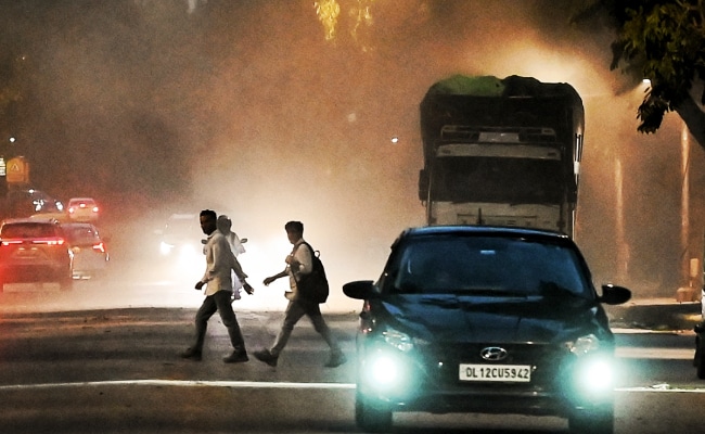 LIVE: High Speed Winds Hit Delhi, But Temperatures Continue To Soar