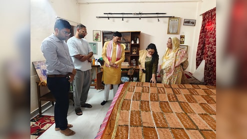 पद्मश्री बशीर बद्र को श्रद्धांजलि: MP सरकार स्थापित करेगी साहित्यिक पुरस्कार, संस्कृति मंत्री की घोषणा