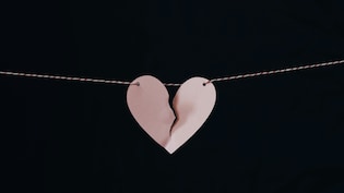 Paid To Break Up: Dating.com Offers Rs 2.8 Lakh/Month For 'Chief Breakup Officer' Role