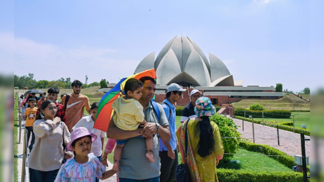 Weather Today LIVE: Monsoon Nears Delhi-NCR, Rain Likely Over Next Few Days