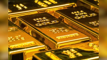 Gold Price Today: MCX Gold Slips By Rs 2,000 To Rs 1.45 Lakh Amid Hawkish Fed Stance