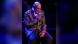 Peabo Bryson, Grammy-Winning R&amp;B Legend Behind Disney Classics, Suffers Stroke