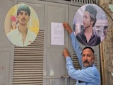 सूर्या मर्डर केस: खोड़ा में असद के घर पर चलेगा बुलडोजर, प्रशासन ने नोटिस चिपकाया; 15 दिन की मोहलत क्यों दी? सूर्या मर्डर केस: खोड़ा में असद के घर पर चलेगा बुलडोजर, प्रशासन ने नोटिस चिपकाया; 15 दिन की मोहलत क्यों दी?