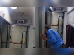 बीकानेर एक्‍सप्रेस के फर्स्ट क्लास कोच का AC बना शावर, VIDEO वायरल, यात्र‍ियों का सामान भीखा