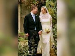 Official Wedding Portrait Of Peter Phillips And Harriet Sperling Out, See Pics