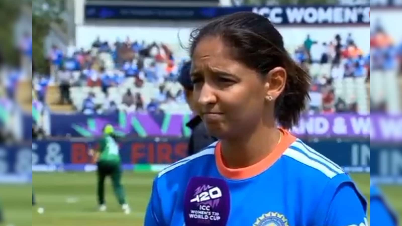 Harmanpreet Kaur Skips Handshake With Pakistan Counterpart During Womens T20 World Cup Toss. Video