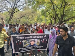 चिराग त्यागी हत्याकांड: न्याय के लिए फूटा ग्रामीणों का गुस्सा, आरोपियों के एनकाउंटर की मांग ने पकड़ा जोर