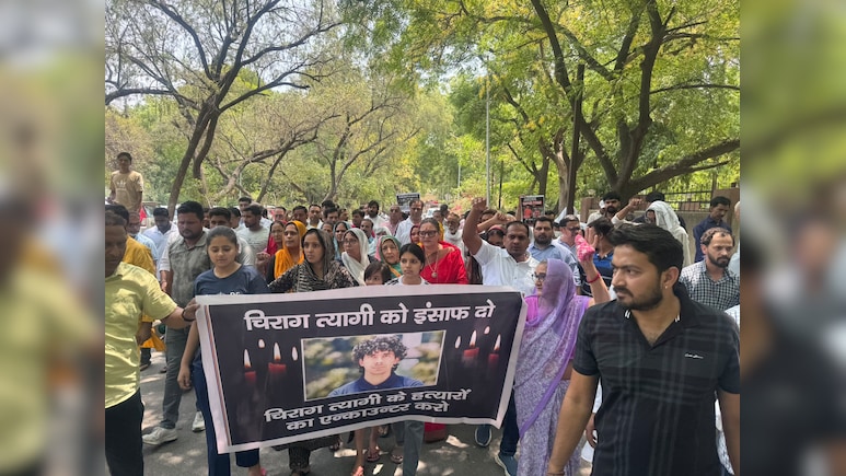 चिराग त्यागी हत्याकांड: न्याय के लिए फूटा ग्रामीणों का गुस्सा, आरोपियों के एनकाउंटर की मांग ने पकड़ा जोर