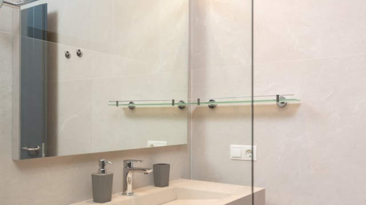Easy to setup storage solutions for small bathrooms Easy to setup storage solutions for small bathrooms