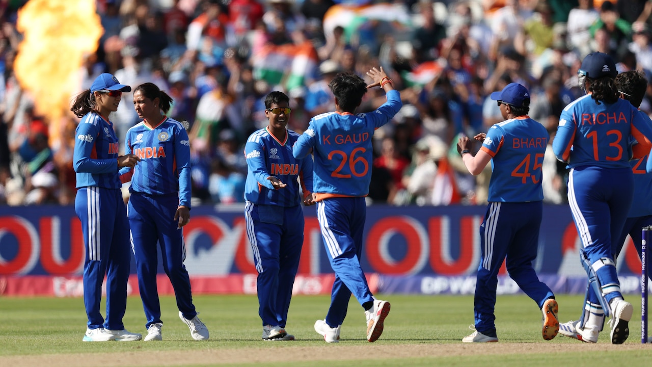 India vs Pakistan Live Score, Women's T20 World Cup 2026: Deepti Sharma Strikes Twice, Pakistan Three Down In Chase Of 171