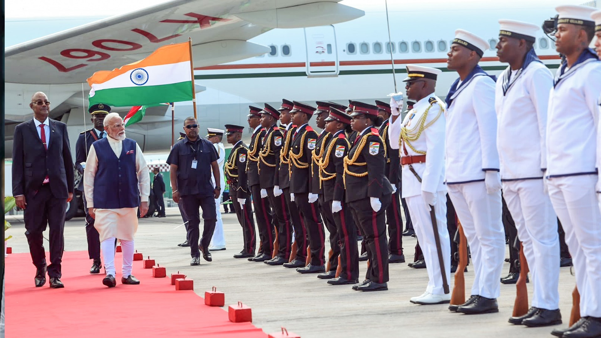 PM Modi Receives Grand Welcome in Seychelles