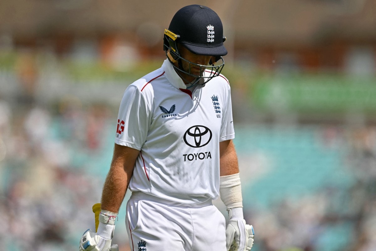 Joe Root reacting to the England WTC penalty and match result