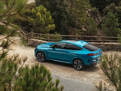 भारत में लॉन्च हुई BMW X6 सुपरकार, सिर्फ 4.3 सेकंड में पकड़ती है 100 की स्पीड, जानिए कीमत