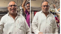 भीड़भाड़ वाली लोकल ट्रेन बनी म्यूजिक कॉन्सर्ट, अंकल का गाना सुन मुस्कुरा उठे यात्री, वीडियो वायरल